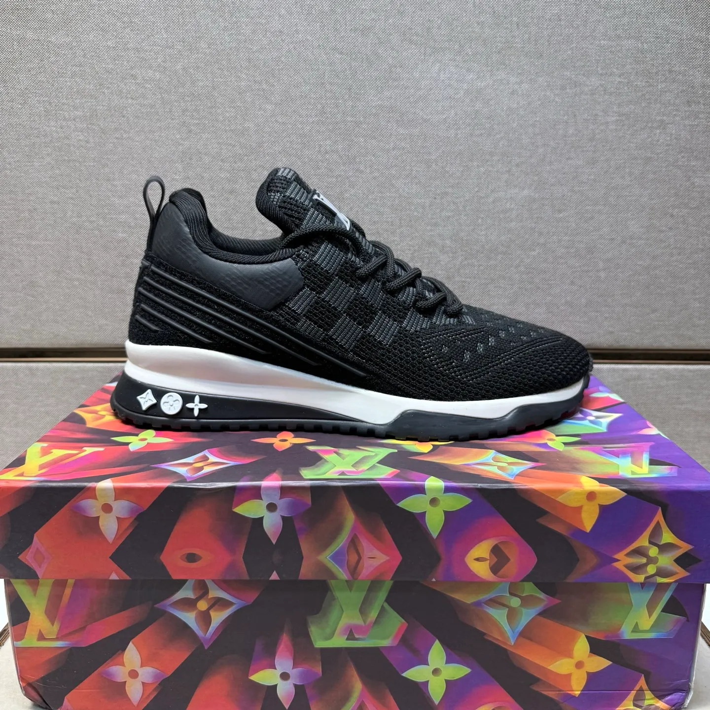 ⬛️Men's shoes 💰p480 [LV～] Men's casual shoes 2025z cabinet sales simultaneously 🔶Size: 38-44 #️⃣ 🔷7 colors🔜The upper is made of multi-material splicing➕Mesh lining, comfortable and breathable, sole: original comfortable and wear-resistant outsole, ⚠️real thing📱photographed🎬real thing is better📢📢📢